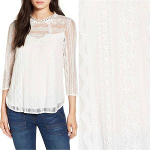 Leith, size medium, white lace top